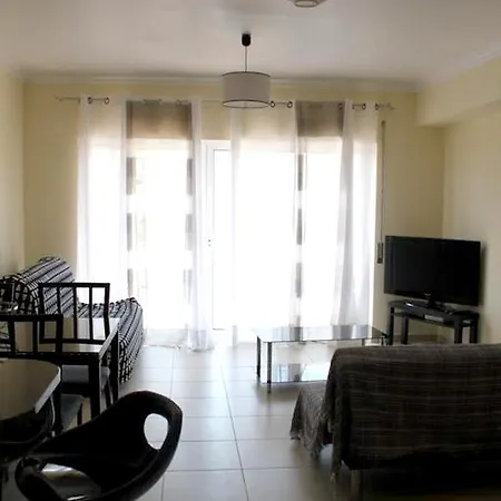 One Bedroom Appartement With City View Shared Pool And Wifi At Armacao De Pera דירה Armação de Pêra