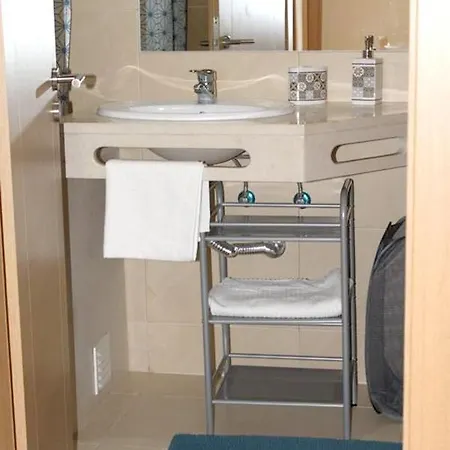 One Bedroom Appartement With City View Shared Pool And Wifi At Armacao De Pera דירה