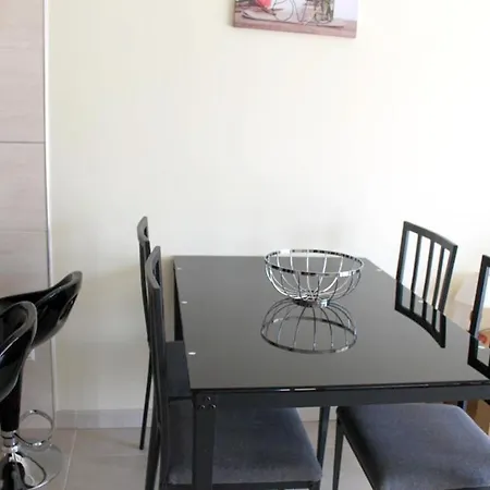 One Bedroom Appartement With City View Shared Pool And Wifi At Armacao De Pera דירה *